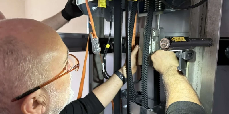 Cog belt home lift technology